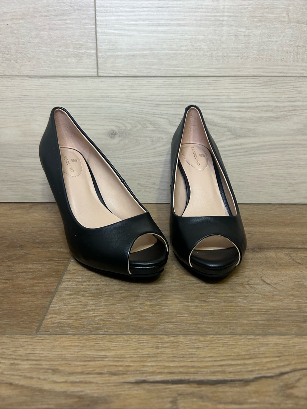 Bandolino rainaa pump Size 6 M